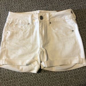 American eagle white midi shorts. Brand new!
